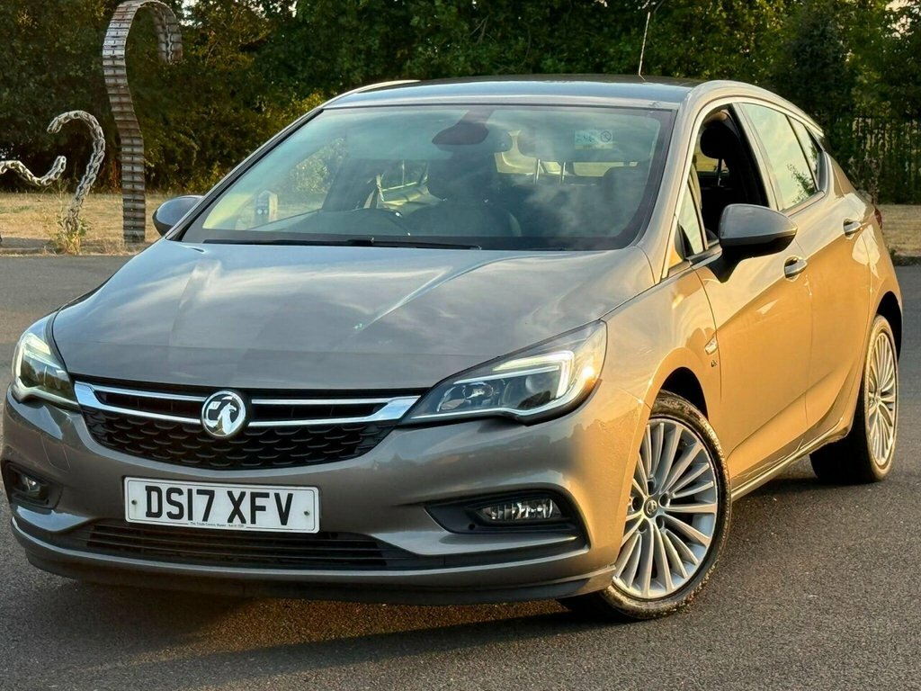 Vauxhall Astra Hatchback Grey #3