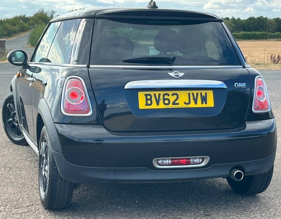 Mini Hatch Hatchback BV62JVW Black #2