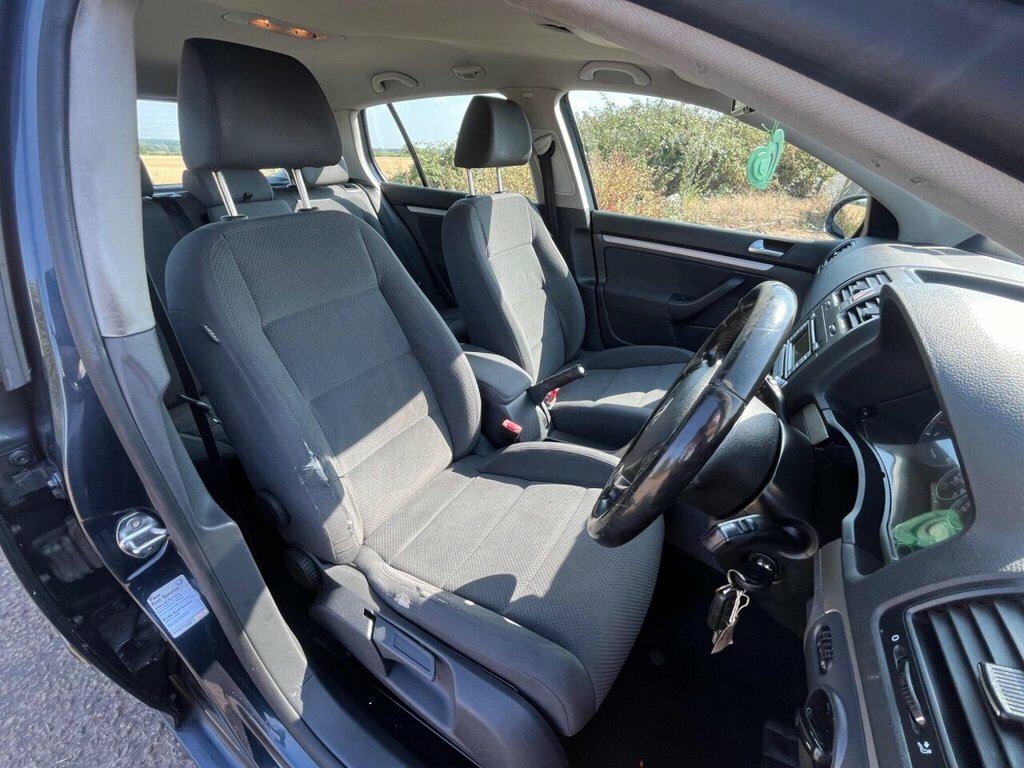 Volkswagen Golf 2007 57 Reg Hatchback 71,400 Miles 1.4L Silver #17