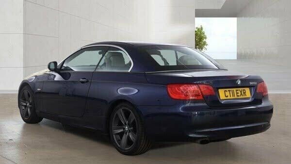 BMW 3 Series 320I Se Blue #4
