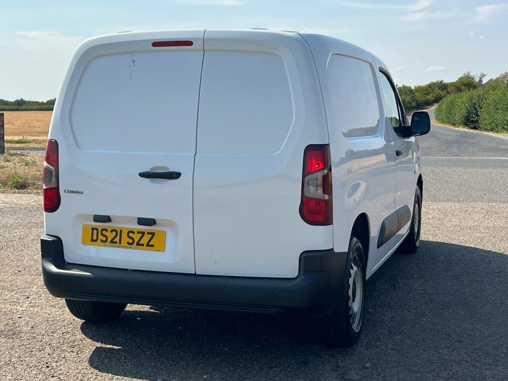Vauxhall Combo 1.5 Turbo D 2300 Edition L2 H1 Euro 6 White #11