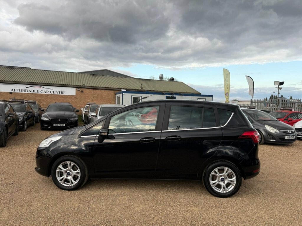 Ford B-Max B-max Zetec Black #5