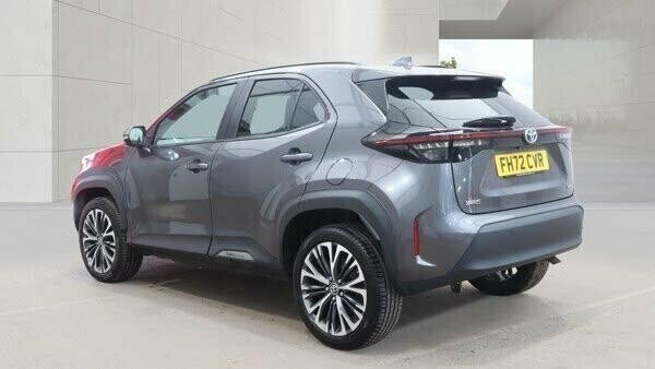 Toyota Yaris Cross Suv Grey #4