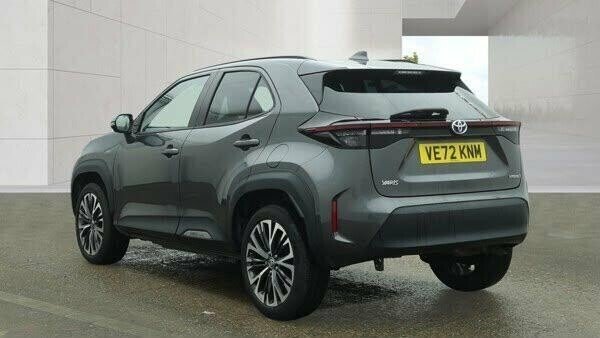Toyota Yaris Cross Suv Grey #4