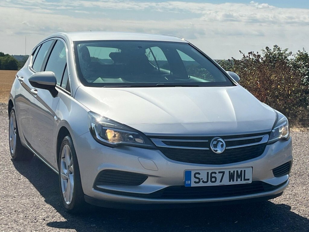 Vauxhall Astra Hatchback SJ67WML Silver #5