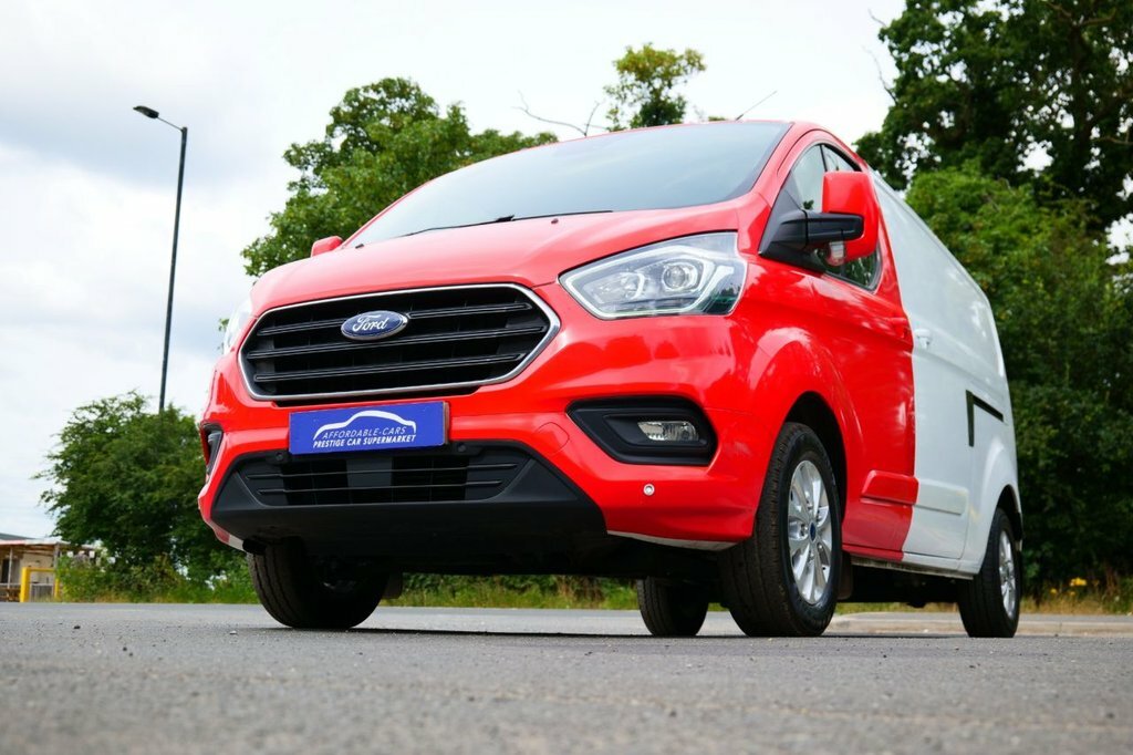 Ford Transit Custom 2L Limited YP71XBB White #6