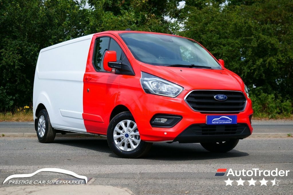 Ford Transit Custom 2L Limited White