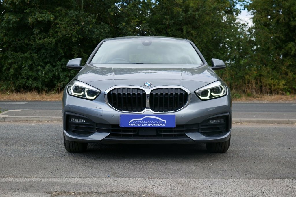 BMW 1 Series 1.5L Se PO23XHG Grey #4