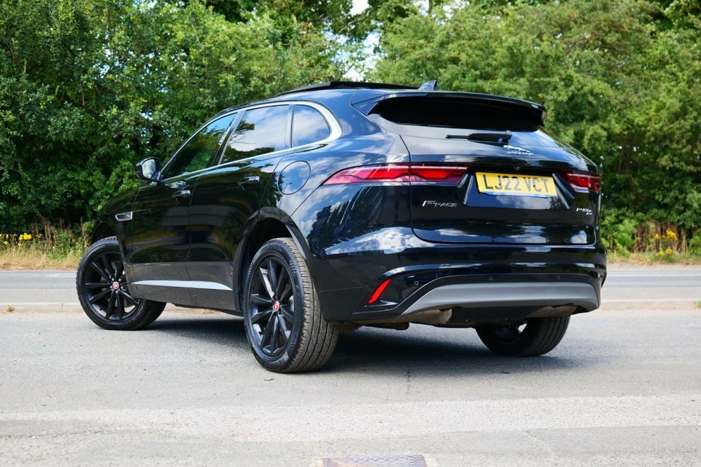 Jaguar F-Pace 2L R-dynamic S Black #2