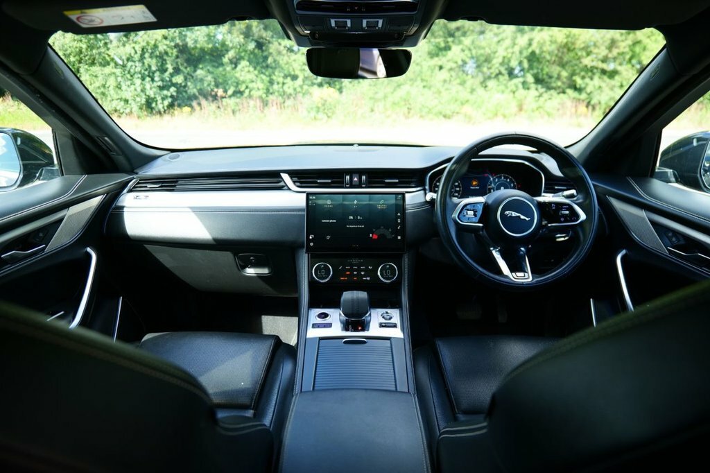 Jaguar F-Pace 2L R-dynamic S Black #3