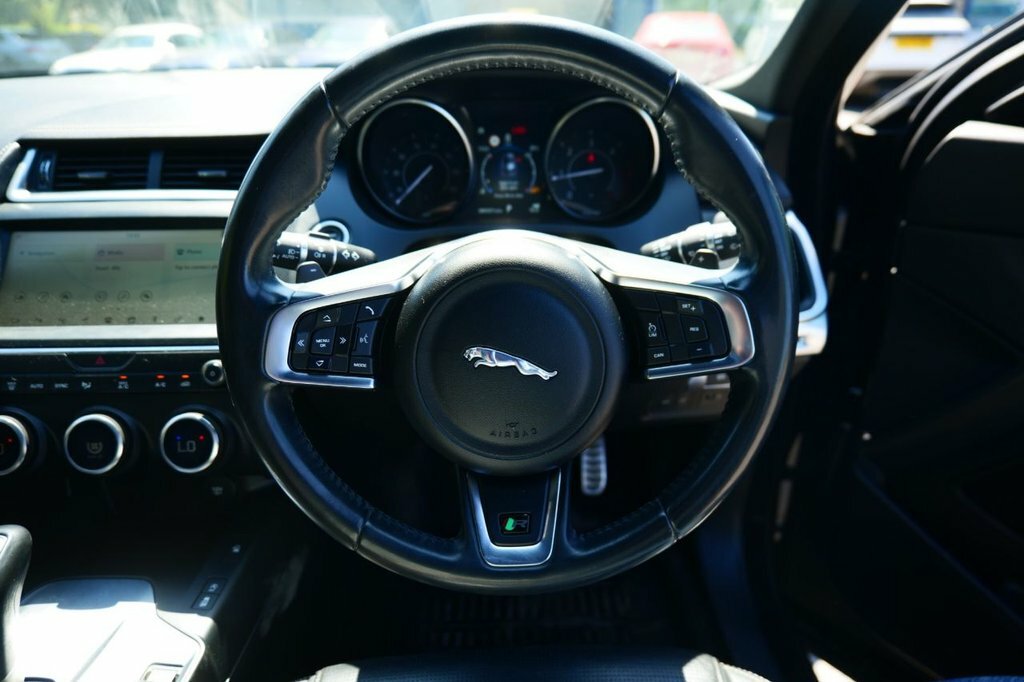 Jaguar E-Pace 2L R-dynamic S YB19NHG Grey #4