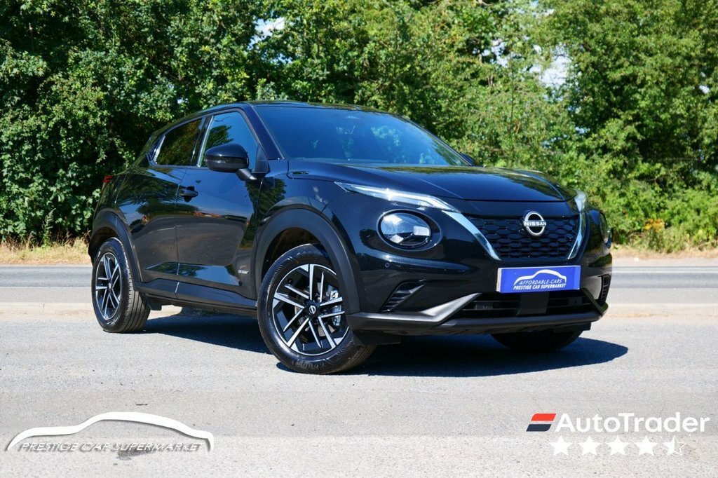 Nissan Juke 1.6L N-connecta Black