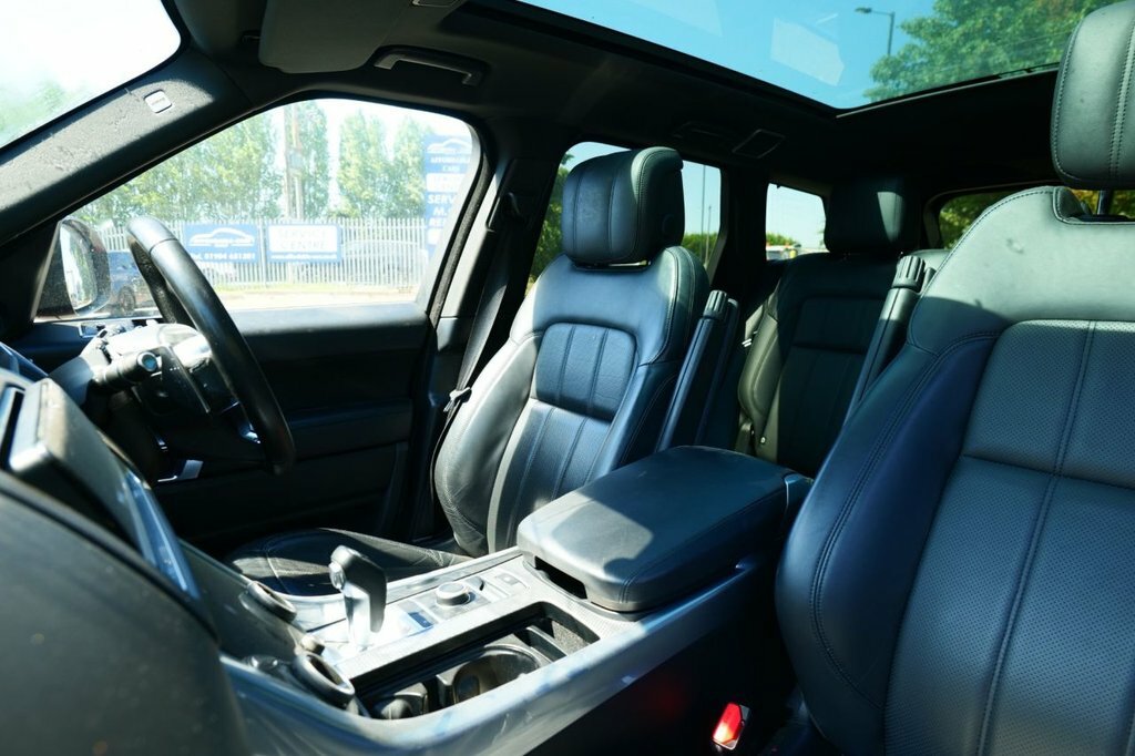 Land Rover Range Rover Sport 2L Hse Dynamic NX69EYK Red #2