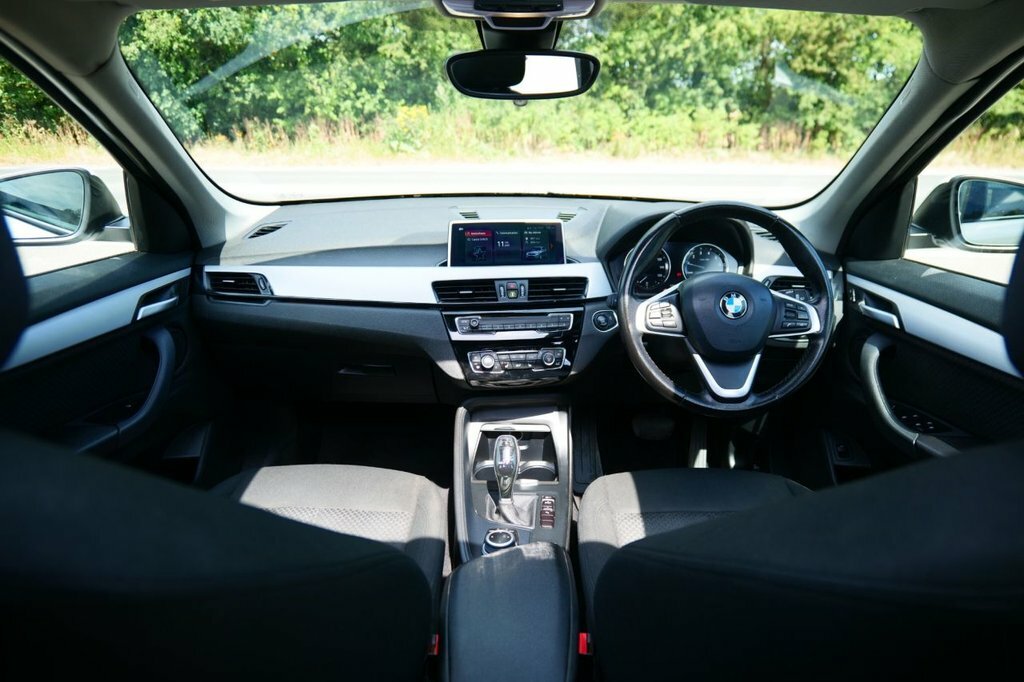 BMW X1 1.5L Se KV20UOF White #3