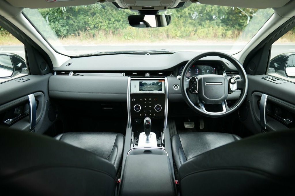 Land Rover Discovery Sport 2L Se SL70HOA White #3