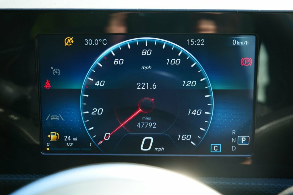 Mercedes-Benz A Class 1.5L Sport KD68KZK Black #5