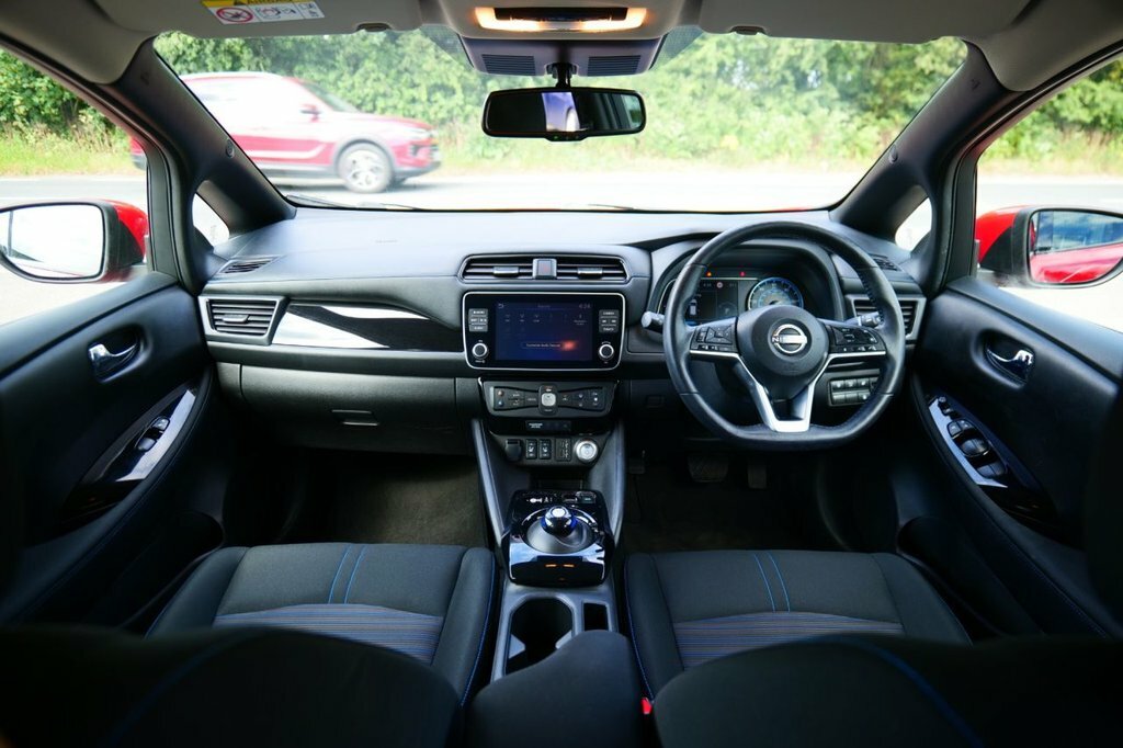 Nissan Leaf Hatchback NA23ZBU Red #3