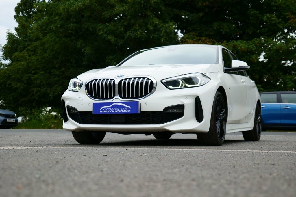 BMW 1 Series Hatchback HG70DEU White #6