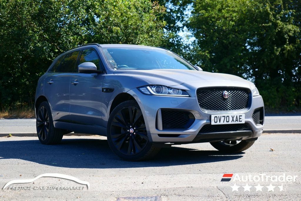 Jaguar F-Pace 2L Chequered Flag Grey