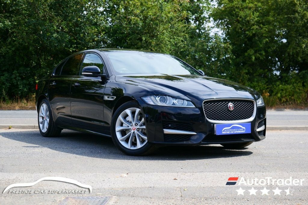 Jaguar XF 2L R-sport Black