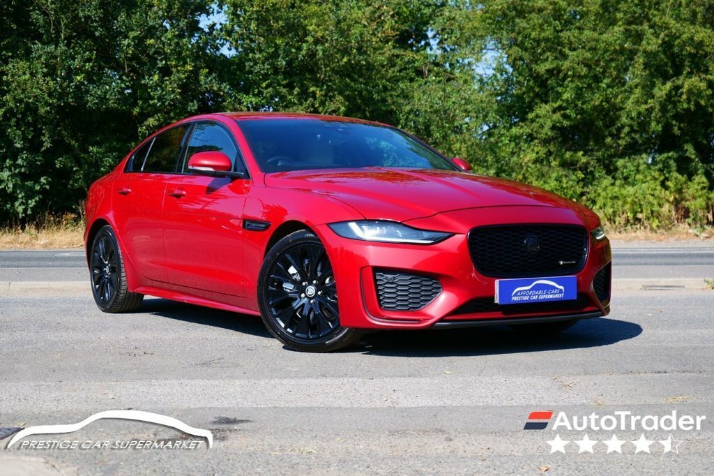 Jaguar XE 2L R-dynamic S Red