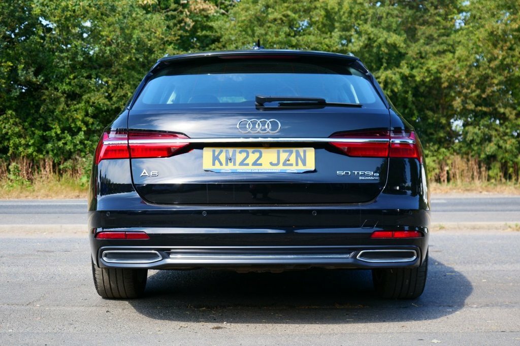 Audi A6 Avant 2L Sport Black #5