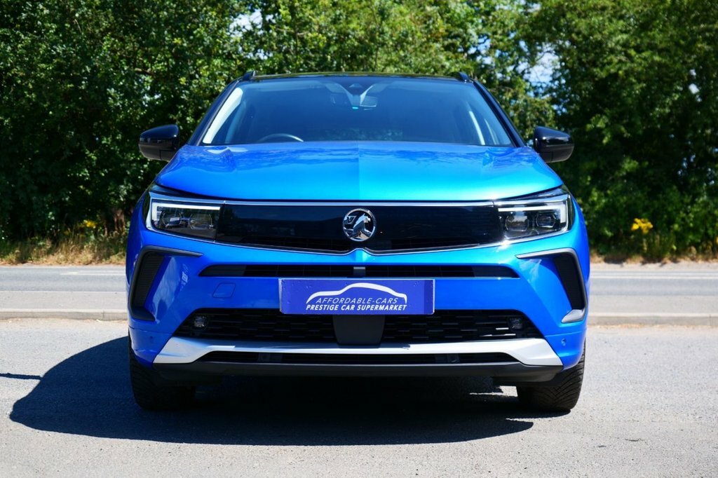 Vauxhall Grandland Suv PK22WNF Blue #4