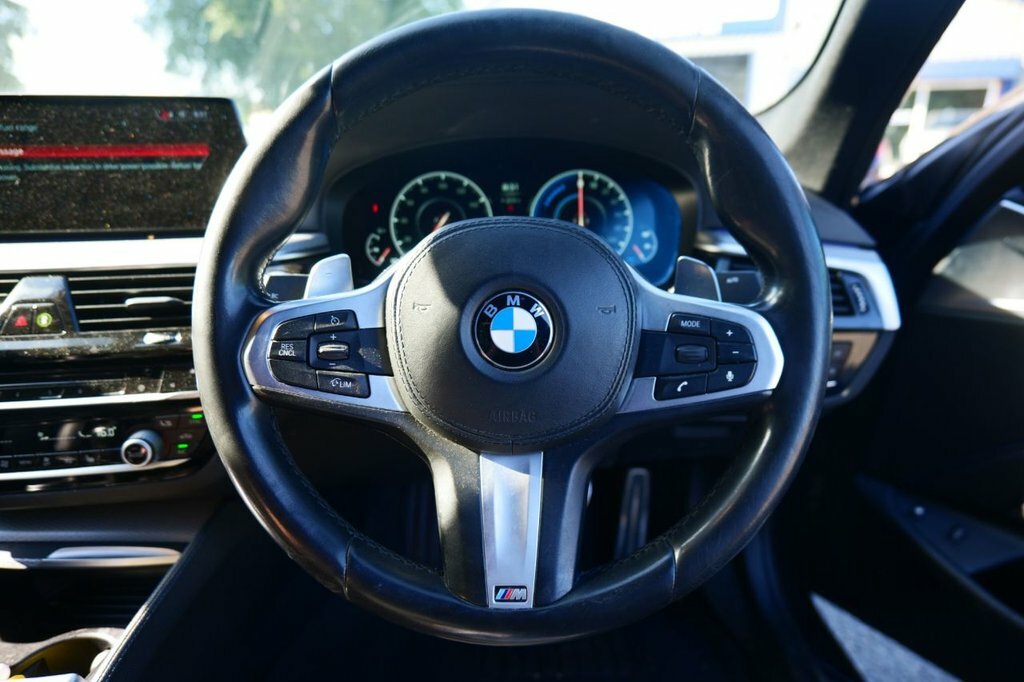BMW 5 Series 2L M Sport YC19CZH Grey #4