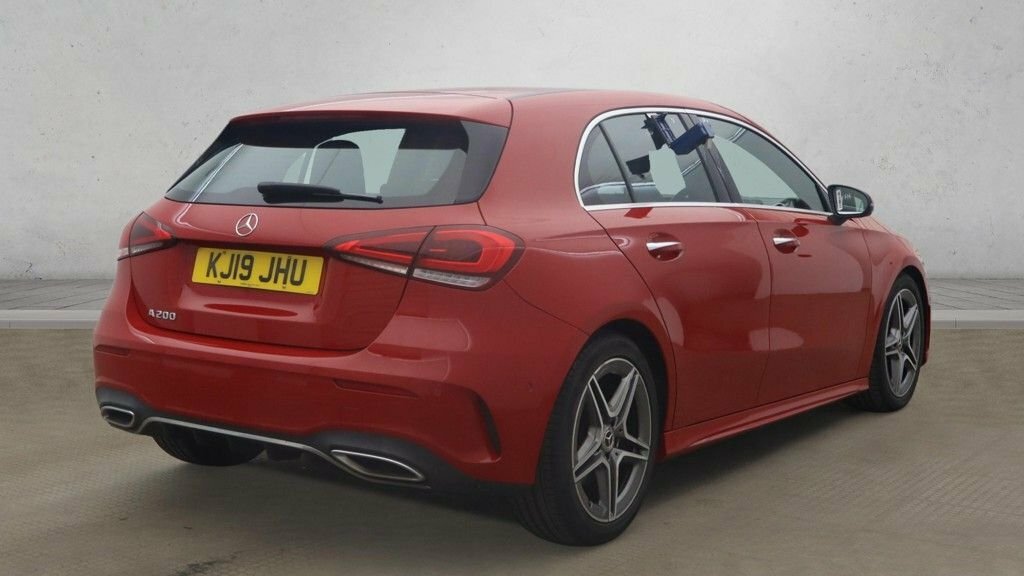 Mercedes-Benz A Class 1.3L Amg Line Red #2