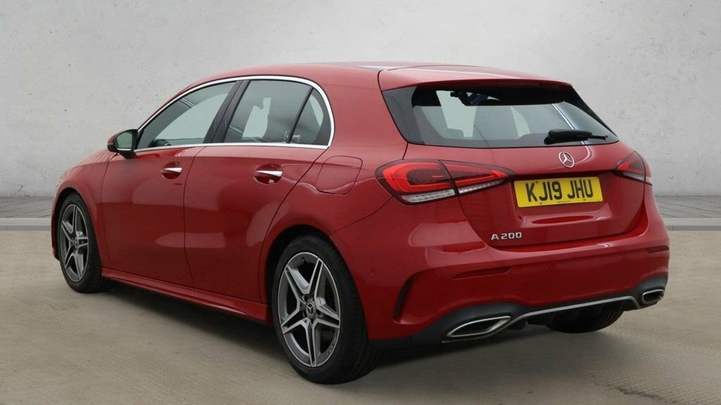 Mercedes-Benz A Class 1.3L Amg Line Red #3