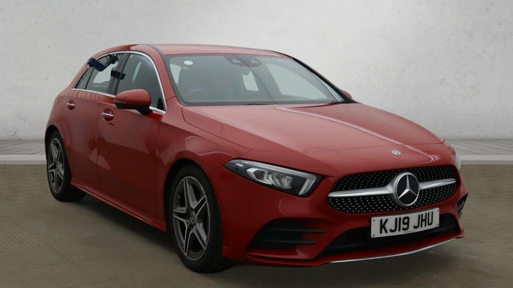 Mercedes-Benz A Class 1.3L Amg Line Red