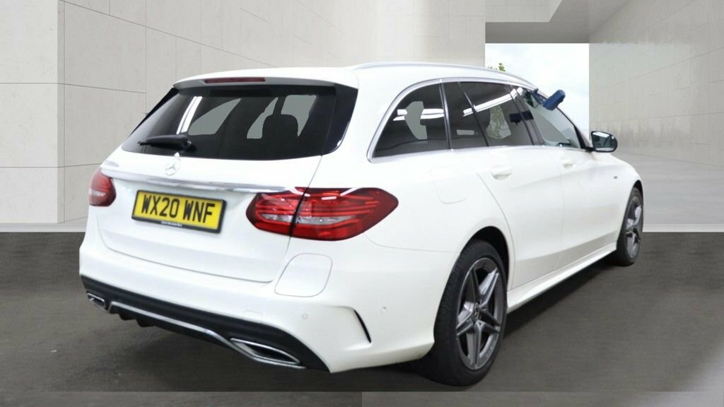 Mercedes-Benz C Class 2L Amg Line Edition White #2