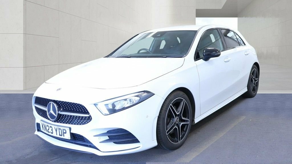 Mercedes-Benz A Class 1.3L Amg Line White #4