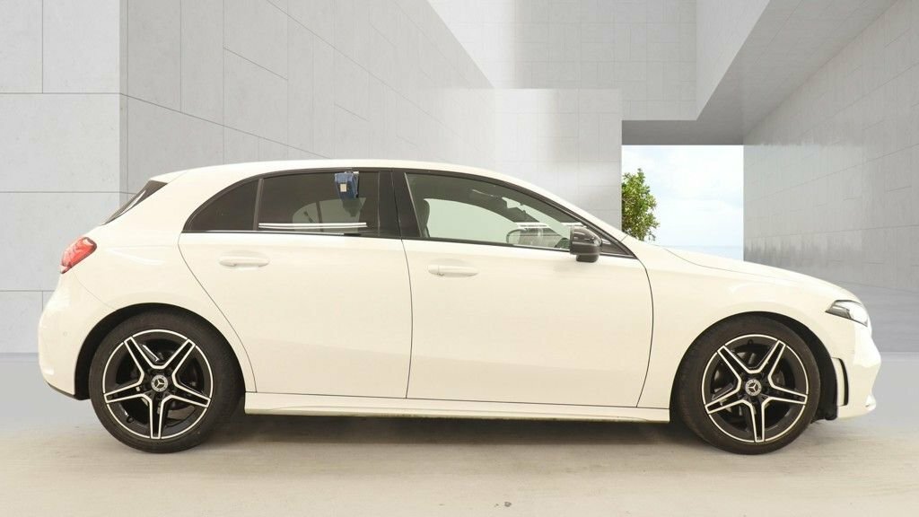 Mercedes-Benz A Class 2L Amg Line KN23YGX White #5