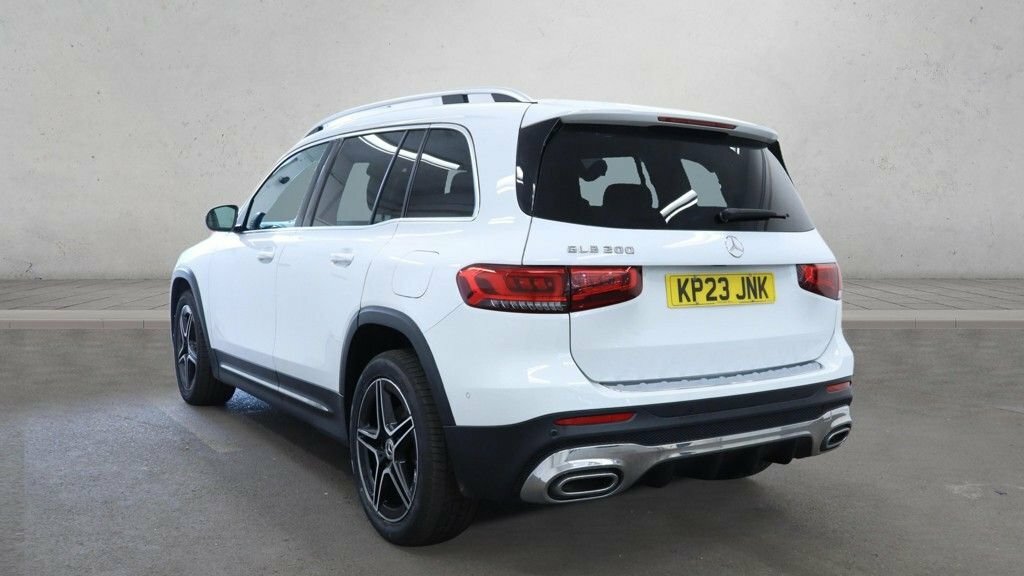 Mercedes-Benz GLB Class 1.3L Amg Line White #3