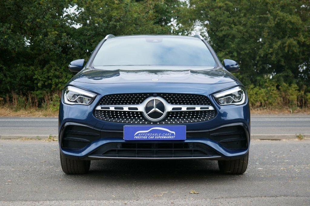 Mercedes-Benz GLA Class 1.3L Exclusive Edition Blue #4