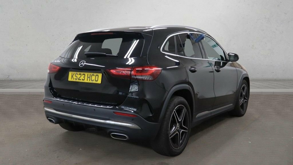 Mercedes-Benz GLA Class 1.3L Amg Line Black #2