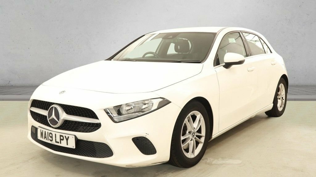 Mercedes-Benz A Class 1.3L Se White #4