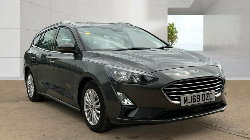Ford Focus 1L Titanium Grey