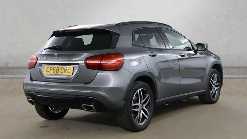 Mercedes-Benz GLA Class 1.6L Urban Edition Grey #2