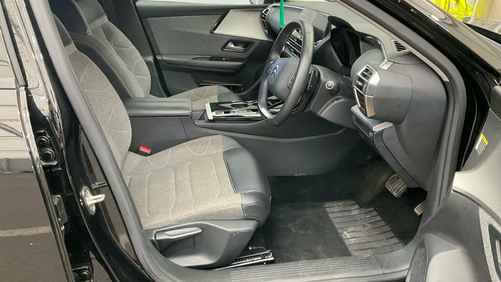 Citroen C5 X 1.2L Sense Plus Black #6