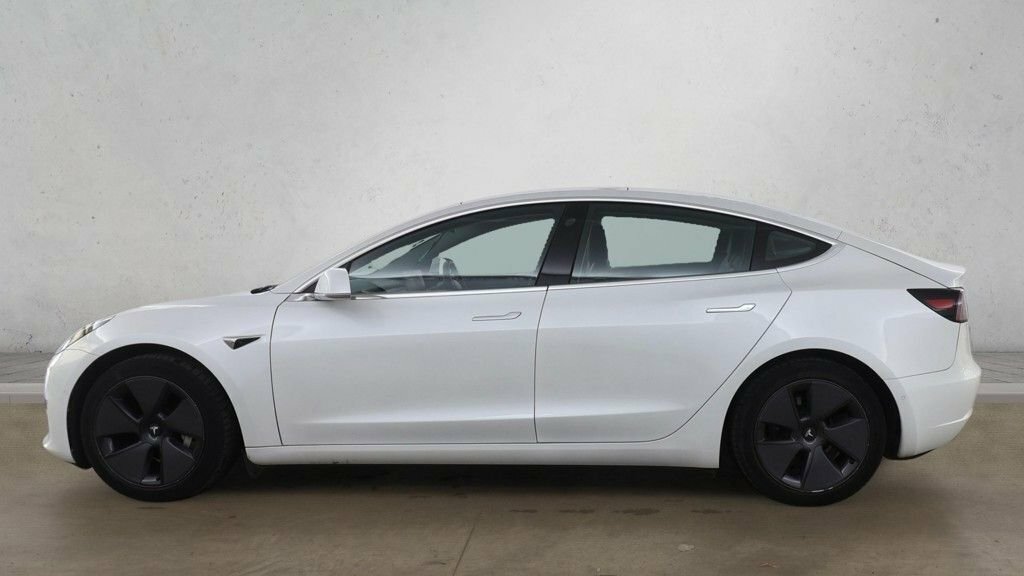 Tesla Model 3 Saloon White #6