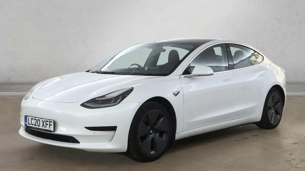Tesla Model 3 Saloon White #4