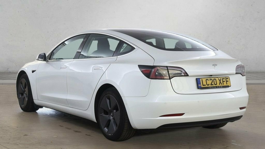 Tesla Model 3 Saloon White #3