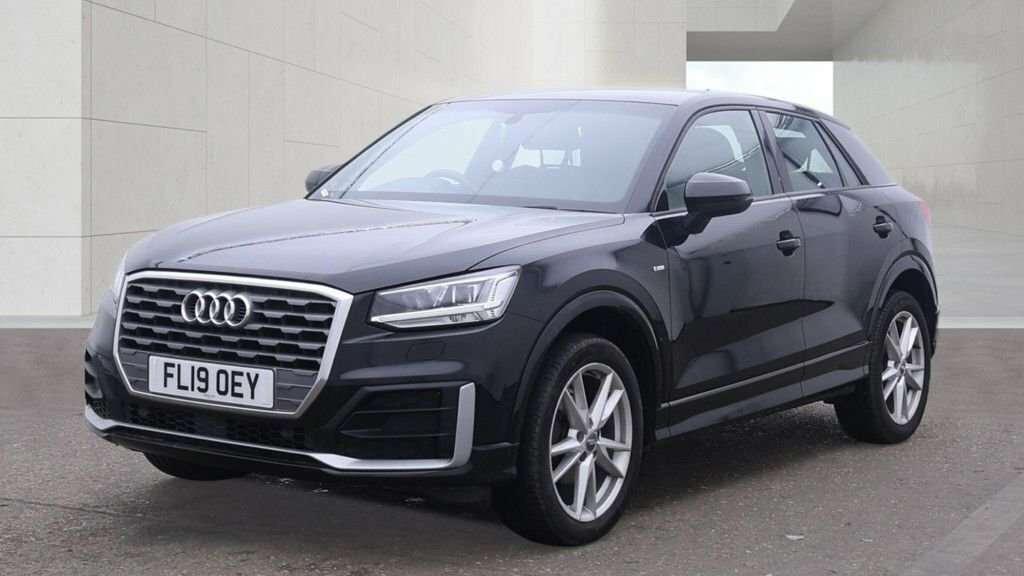 Audi Q2 1.5L S Line Black #4