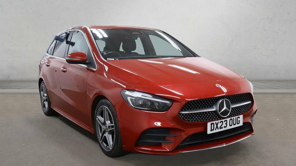 Mercedes-Benz B Class 1.3L Amg Line Red