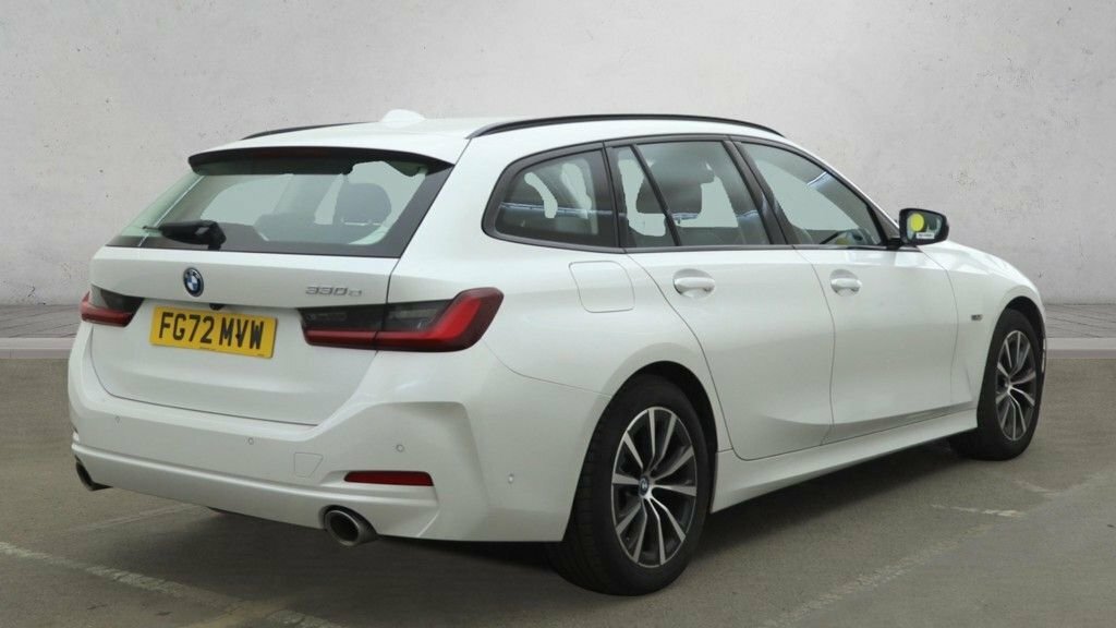 BMW 3 Series 2L Sport White #2