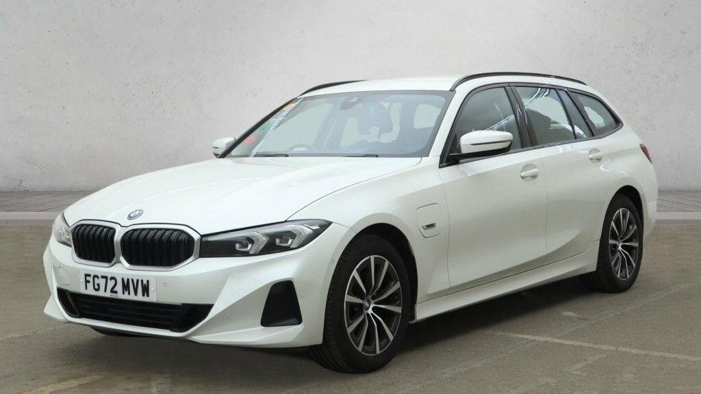 BMW 3 Series 2L Sport White #4