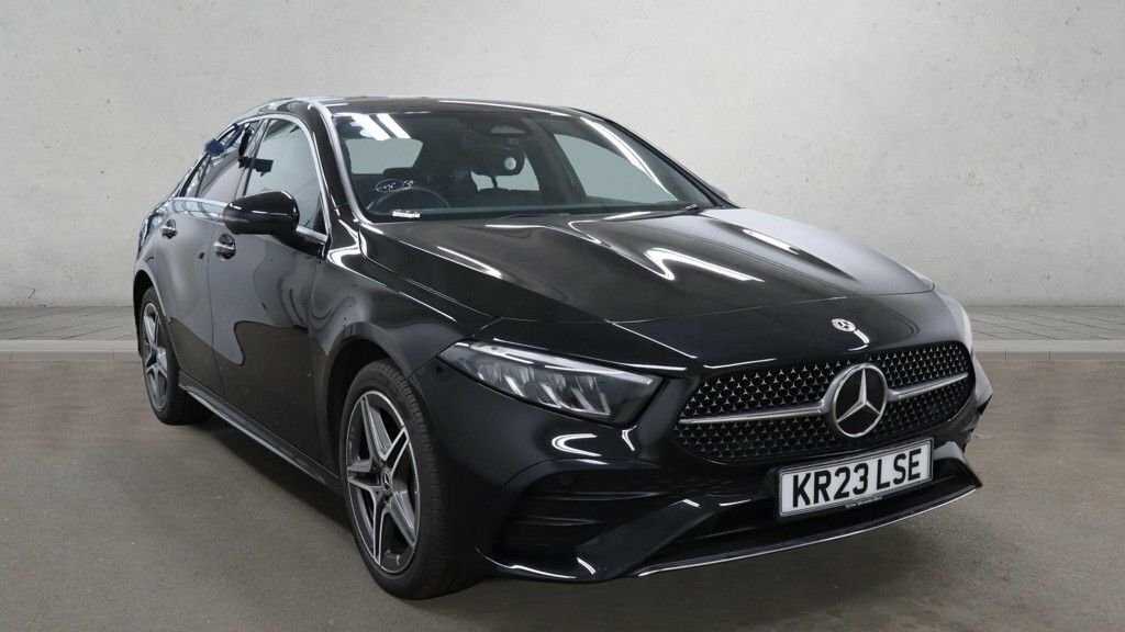 Mercedes-Benz A Class 1.3L Amg Line Black
