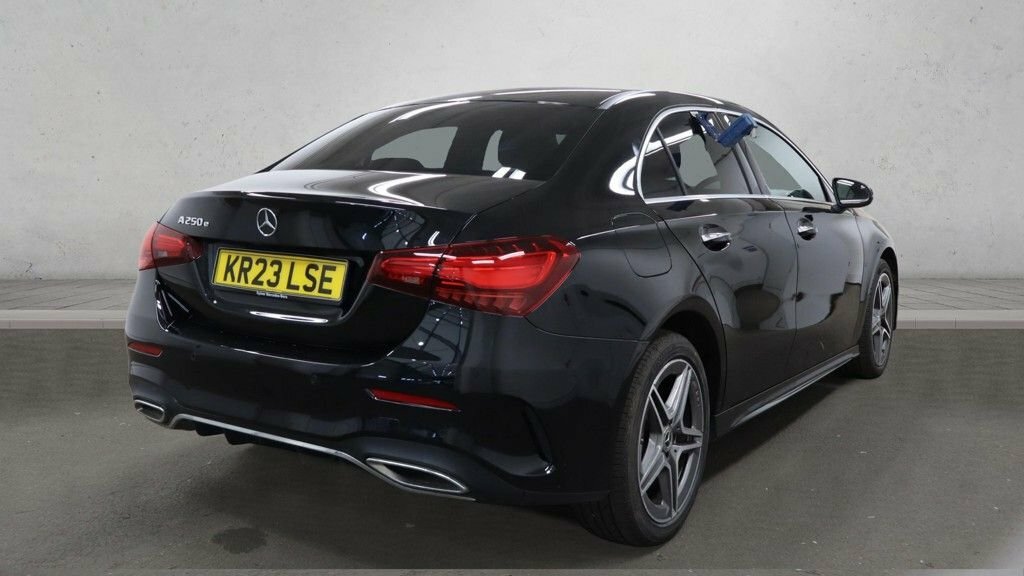 Mercedes-Benz A Class 1.3L Amg Line Black #2